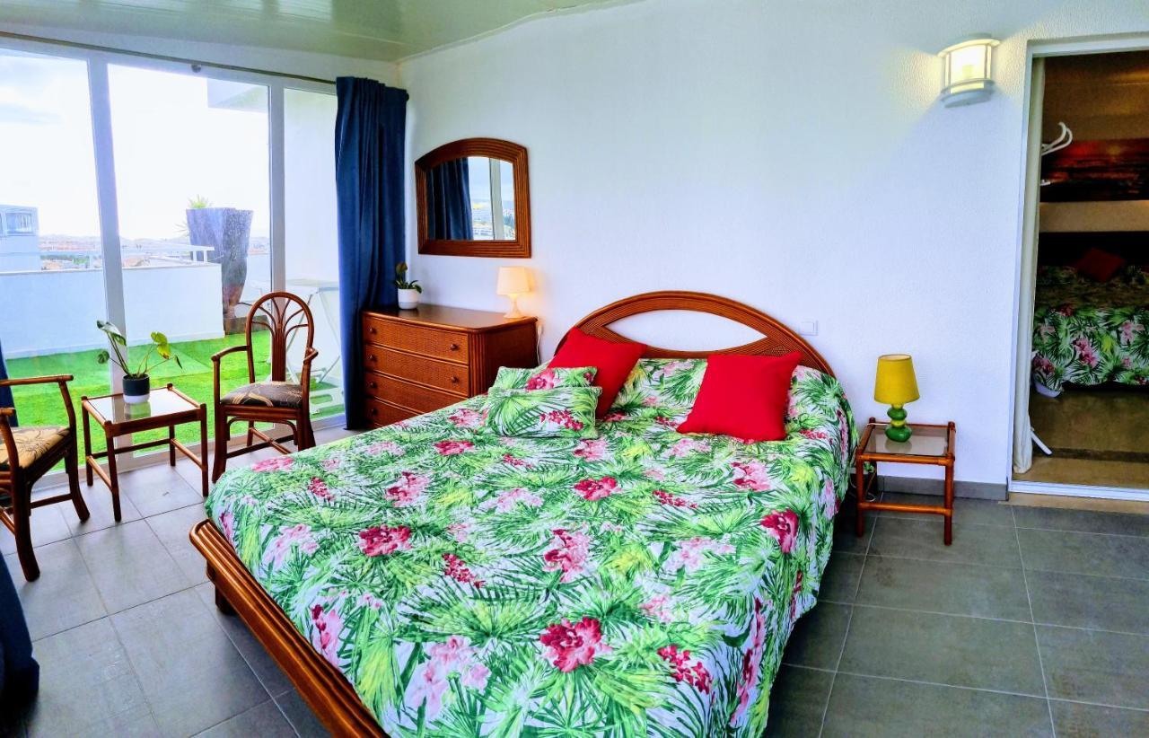 Penthouse Rentอัลบูเฟรา ภายนอก รูปภาพ