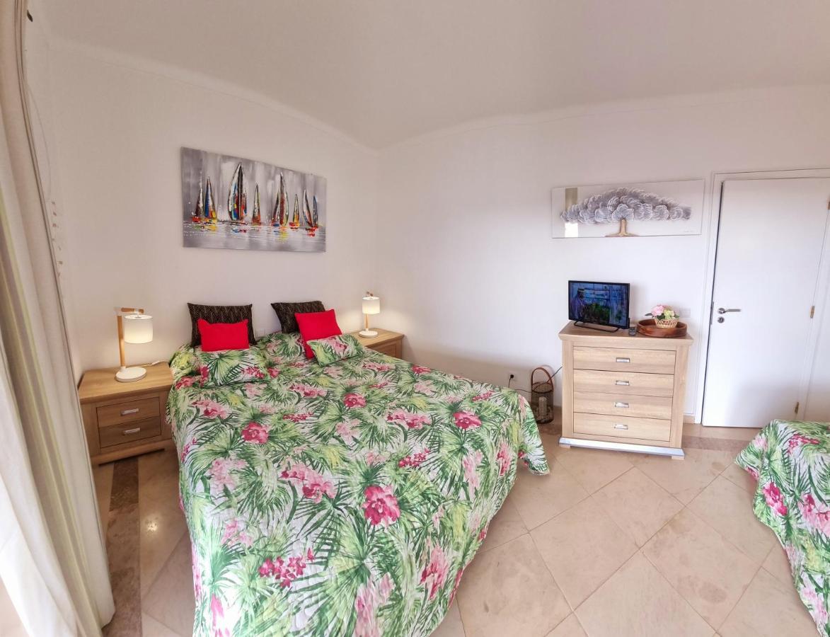 Penthouse Rentอัลบูเฟรา ภายนอก รูปภาพ